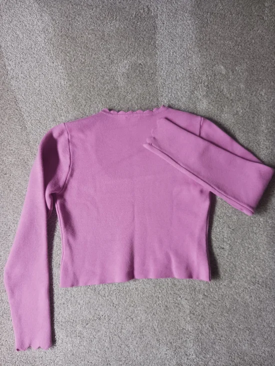 Pink Sweater - Picture 2 of 5
